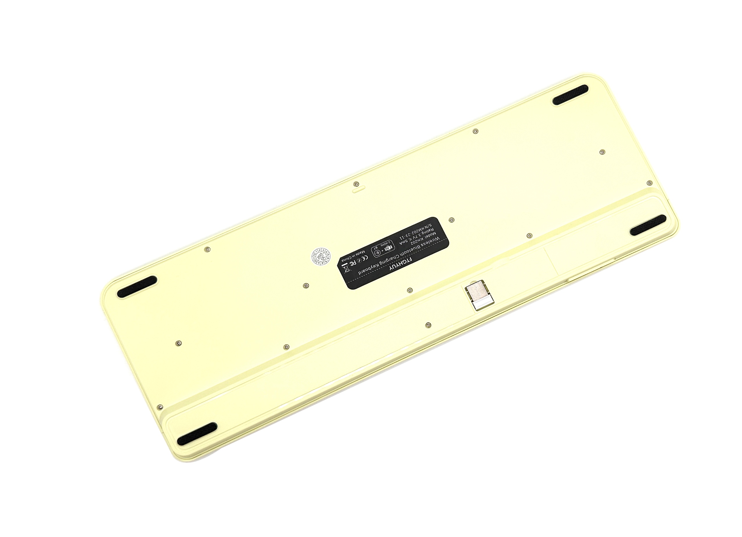Slim and Silent Keyboard with Three-card slot